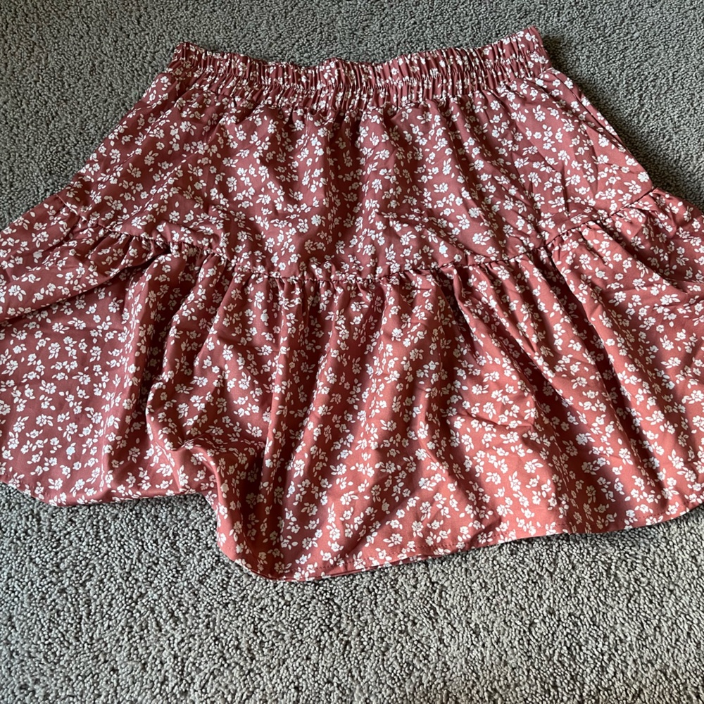 flowy skirt size large from shein